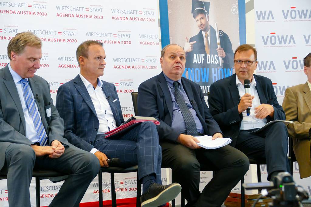 Podiumsdiskussion: Auswirkungen der Digitalen Transformation in Wirtschaft und Verwaltung