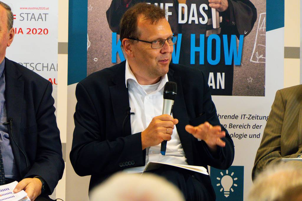 Ing. Roland Ledinger (Präsident Arbeitsgemeinschaft für Datenverarbeitung)